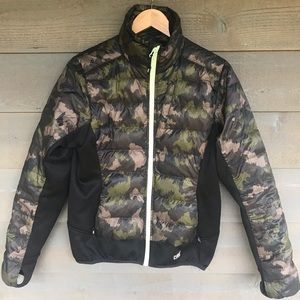 CIRQ- Puffy / Shell Jacket - Medium